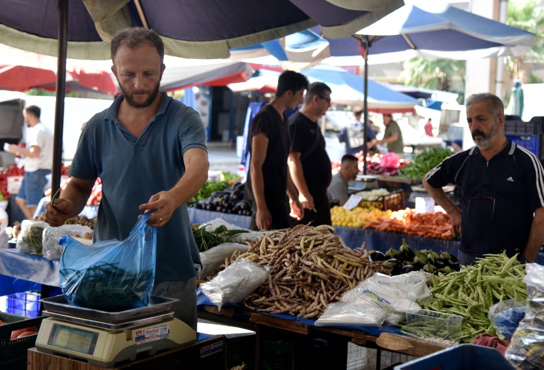 Pazarlarda hassas terazi dönemi! Artık bağırarak satış yapmak da yasak 1